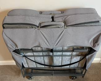 L43 - $50. Zinus Fold up twin bed. Measures 37" x 72" x 19" when opened. Stores neatly in a closet.