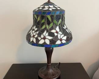 L9 - $50. Warehouse of Tiffany Table Lamp. Measures 21" tall. Excellent Condition.
