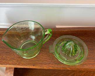 L67 - $40. Uranium Glass Juicer & Measuring Cup. Excellent Condition.