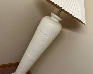 122 Vintage Postmodern Plaster Floor Lamp