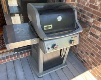 122 Weber Spirit Gas Grill