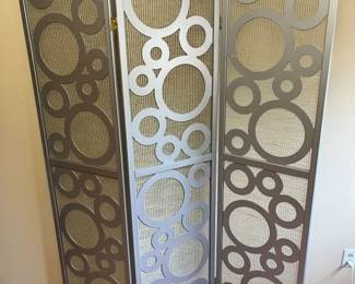 122 Monarch Specialties 3Panel Bubble Floor Screen