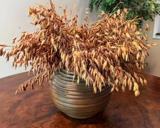 122 Dried Avena Sativa Oats With Vase