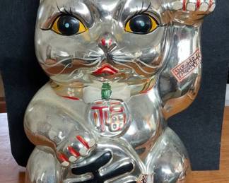 Japanese Maneki Neko