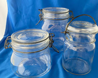Lot 88: Ermetico and Other Jars Lot of 3