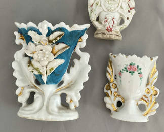 Lot 94: 3 Small Antique Vases