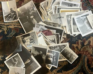 Lot 132: Very large lot of MCM family, photos, black and white