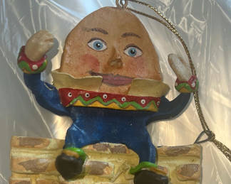 Lot 5: 1999 Abler Bocavage Xmas Ornament Humpty Dumpty