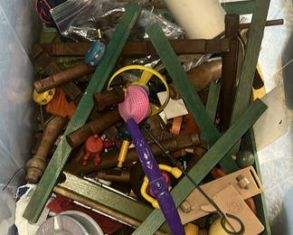 Lot 52: Bottom Of Drawer Adventure Lot Link & Logs+