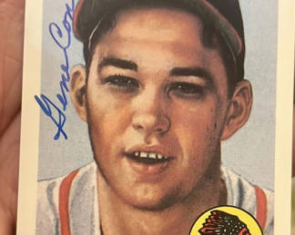 Lot 67: Topps Reprint 1952 Baseball Cards Gene Conley Autographed