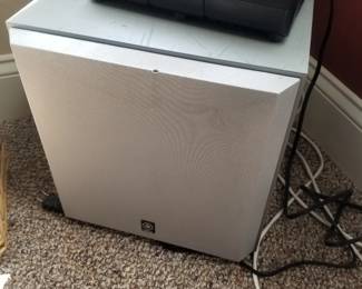 Yamaha sub-woofer