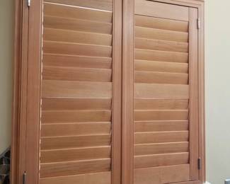 Plantation shutters