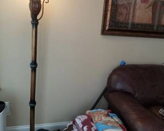 Floor lamp