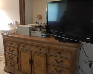 Dresser with mirror matches tall dresser & nightstands