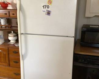 Frigidaire refrigerator