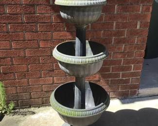 Plastic 3 tier flower pots