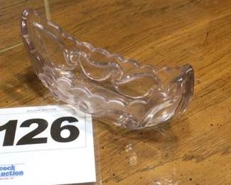 Glass dish