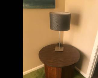 Lane round end table!