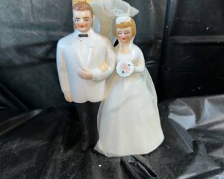 Wedding Cake Topper Ceramic Bride and Groom Figure $8.00