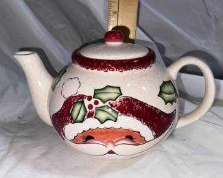 Santa Teapot $5.00