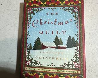 The Christmas Quilt by Jennifer Chiaverini Book #2 $3.00