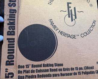 Pampered Chef 15" Round Baking Stone $30.00