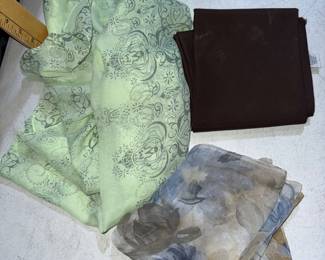 3 Scarves $6.00