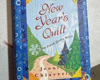 The New Year's Quilt by Jennifer Chiaverini Book $4.00