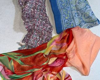4 Scarves $8.00
