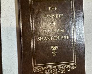 The Sonnets of William Shakespeare Book Avenel Books $6.00