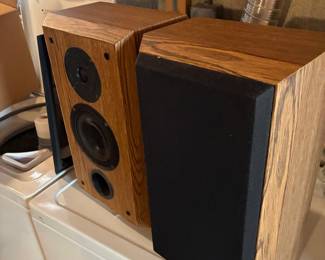 speakers