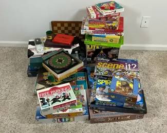 Family Game Night Favorites, Disney Games  Puzzle Mix