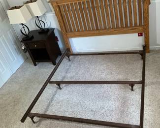Oak Queen Bed Frame with Nightstand  Matching Lamps