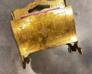 Florentine magazine rack