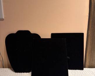 Black velvet necklace holders