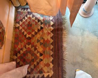 Rug