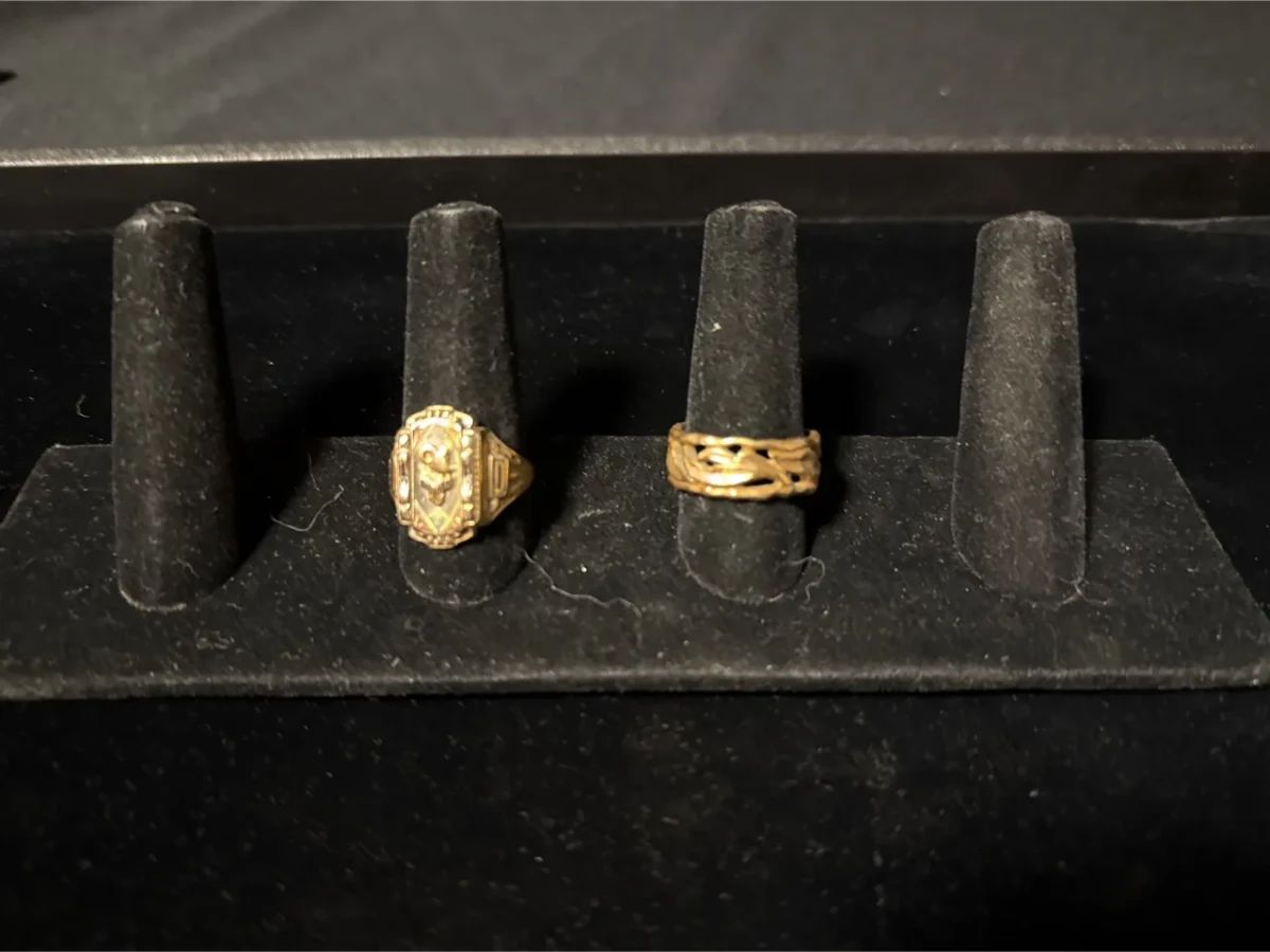  01 14K Gold Ring And 10K Gold Ring