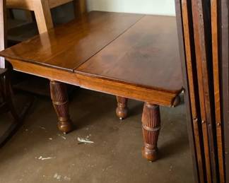 Antique Style Extending Dining Table On Wheels