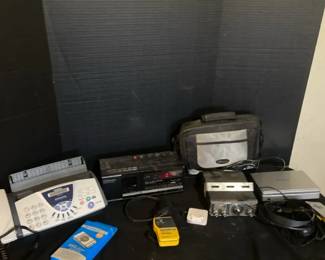 Various Vintage Electronics