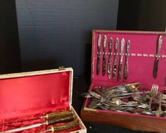 Oneida Flatware Delux And Authentic Stag Horn Handles Carving Set
