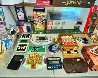 VINTAGE EARLY ELECTRONIC GAMES - WHEEL OF FORTUNE!