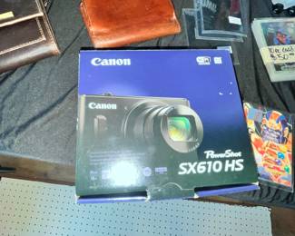 CANON SX610HS DIGITAL CAMERA IN BOX
