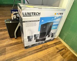 LUXITECH HOME THEATER IN BOX