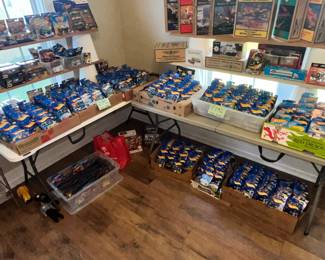 THE "CARVANA" OF HOT WHEELS!!