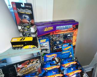 JOHNNY LIGHTNING DRAGSTERS SET