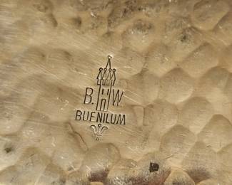 Buenilum Collection