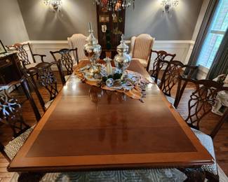 Elegant Stickley Dining Table