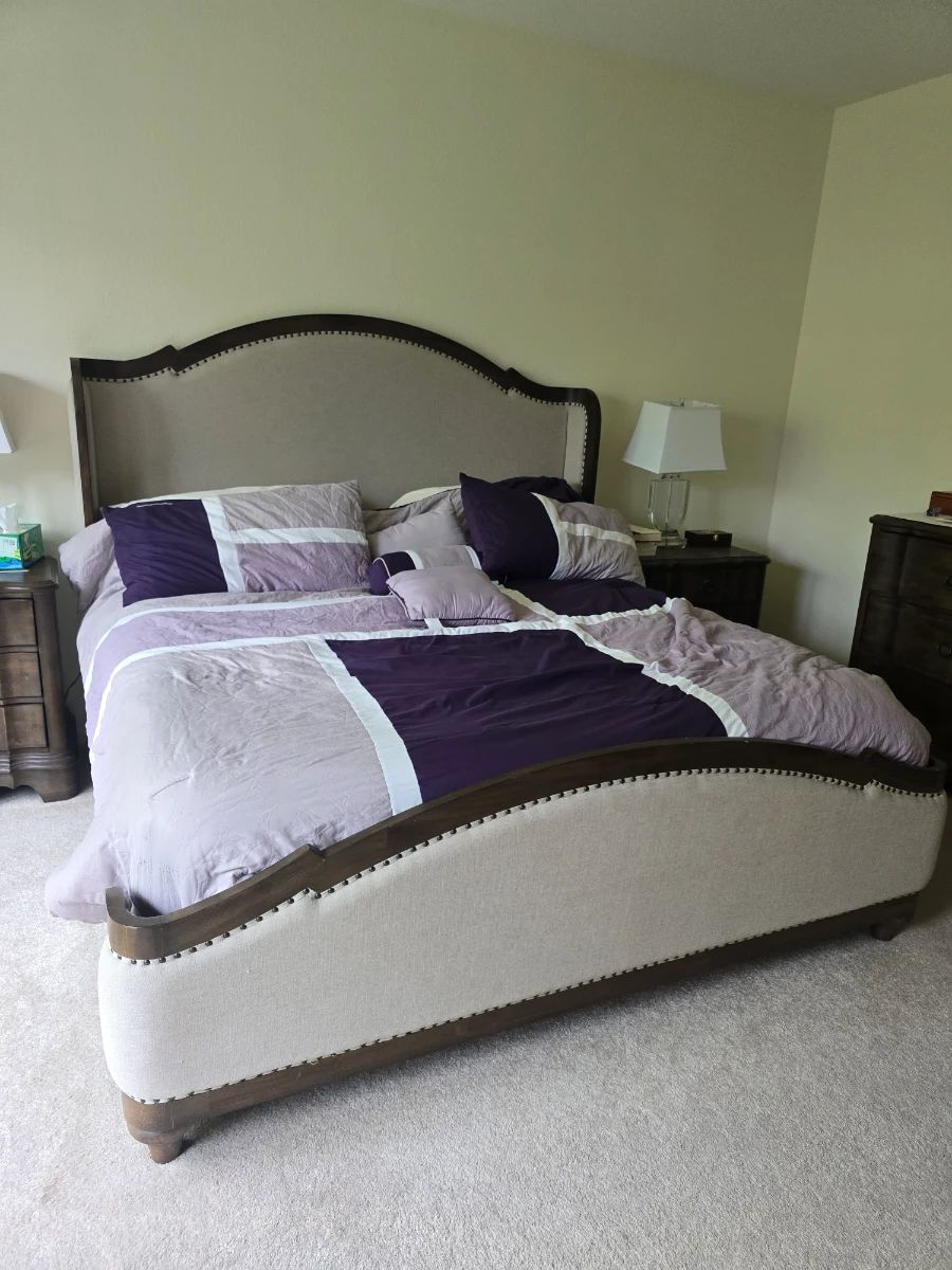 king bed