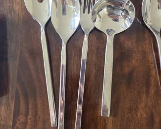 serving utensils