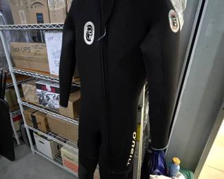 wetsuit